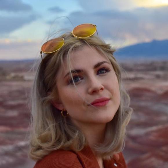 Meet your Posher, Kierstin - Picture 1 of 1